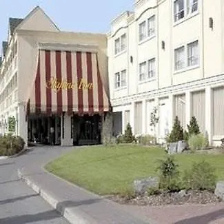 Skyline Hotel & Waterpark Niagara Falls