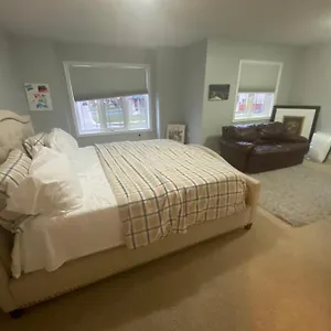 Peacefully Redifined Homestay Hamilton