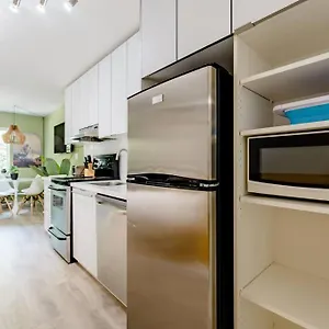 Hidden Gem: Historical Gastown Apartment Vancouver